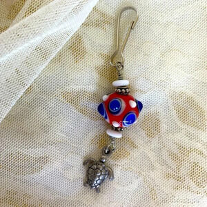 NWT Women/Girls Tablet/Phone Keychain/Purse Cute Silvertoned Beaded Turtle charm